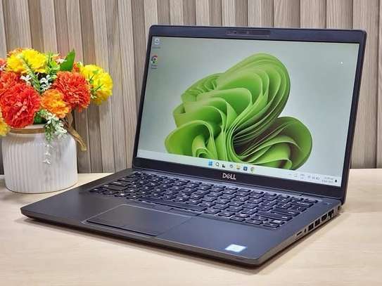 Dell Latitude 5400 image 4