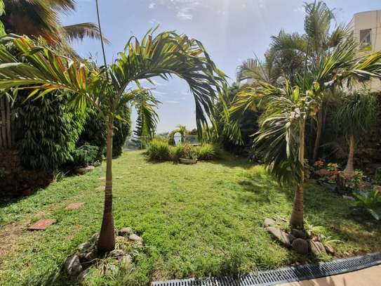 Appartement Corniche Est Plateau image 8