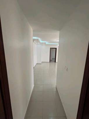 Très bel appartement corniche almadies image 9