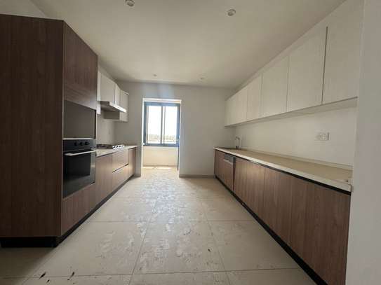 Appartement à louer sur la corniche fan résidence image 3