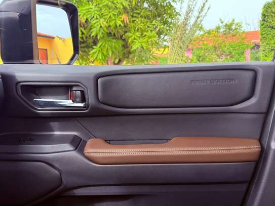 TOYOTA LAND CRUISER PRADO 2025 image 12