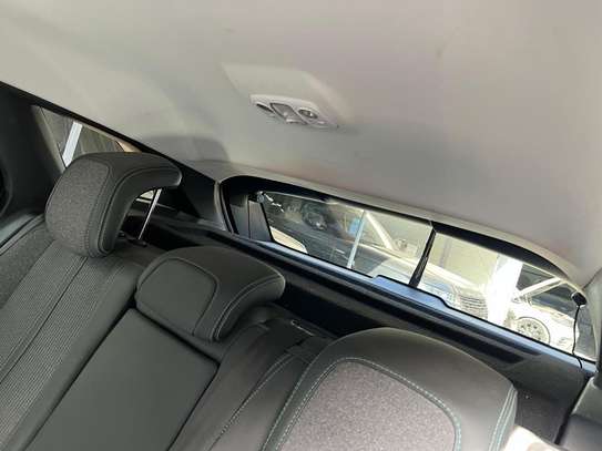 Peugeot 3008 image 6
