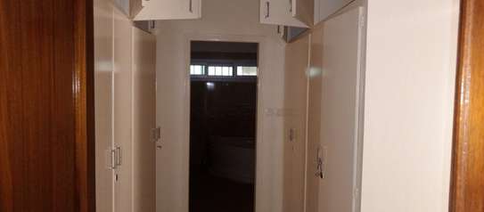 VILLA RÉSIDENTIELLE A LOUER NGOR ALMADIES image 1