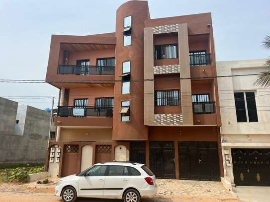 Quatre (04) Appartements F3 à Zac Mbao cité SONATEL image 1