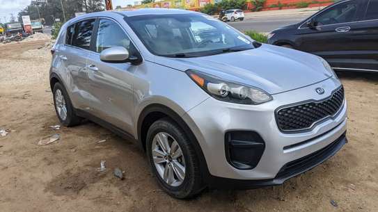 KIA SPORTAGE image 1