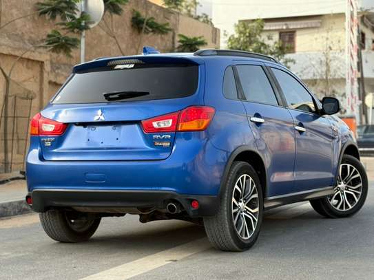 Mitsubishi rvr platinium image 9
