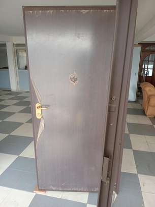 Porte d'entrée blindée et securité image 12