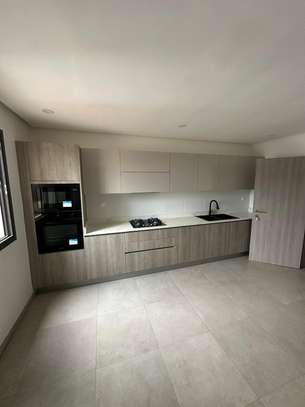 Magnifique appartement de type F4 à louer image 4