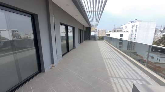 Penthouse à louer au Point E image 2