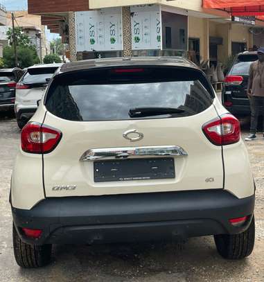 RENAULT QM3 Année: 2016 image 8