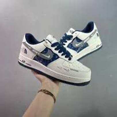 Nike Air Force 1 image 2