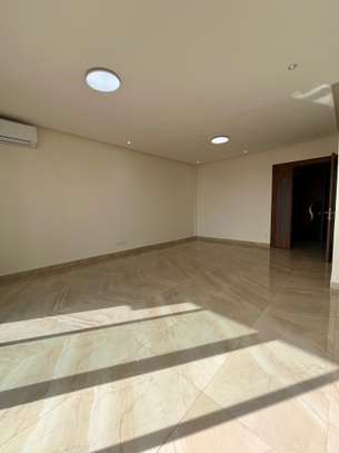 Appartement F4 + dépendance neuf à louer à Mermoz image 3