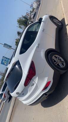2017 Hyundai santa fe image 6