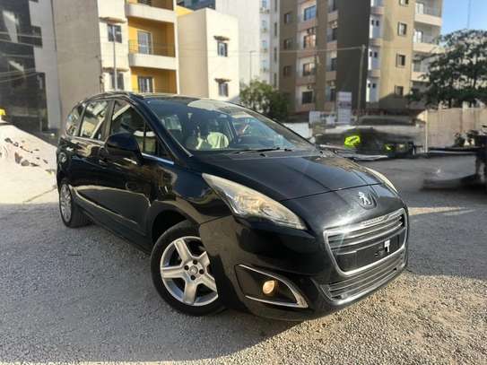 Peugeot 5008 image 2