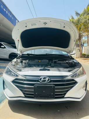 ✨ Hyundai Elantra 2020 – Style et Performance image 8