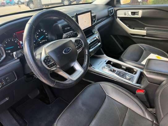 FORD EXPLORER LIMITED ANNÉE 2021 4 CYLINDRES 2.3L image 6