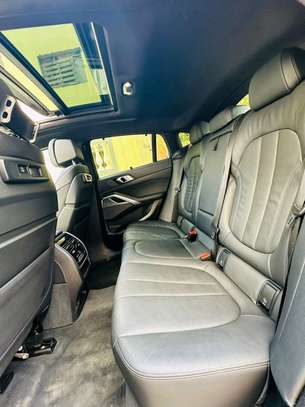 BMW X6 2021 image 9