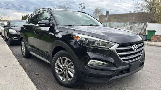 Hyundai Tucson image 2