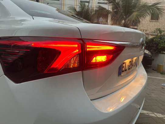 TOYOTA AVENSIS 2017 image 7