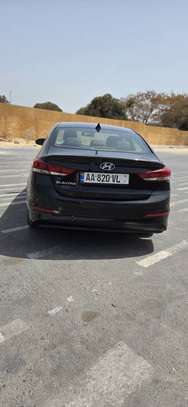 Hyundai Elantra Limited 2018 image 10