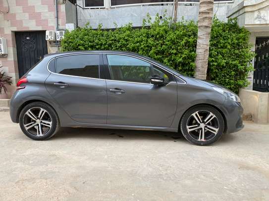 PEUGEOT 208 2018 3Cylindres image 6