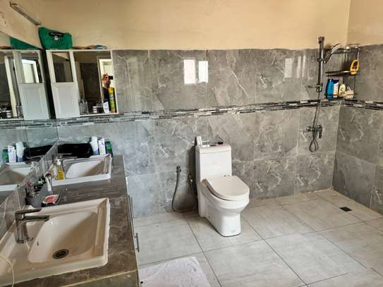 Très grand appartement entièrement meublé au plateau image 7
