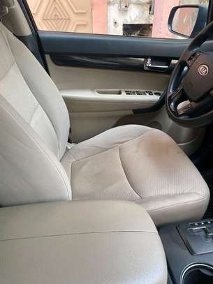 Kia Sorento image 7