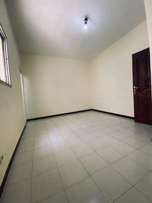 Appartement spacieux à la Cité Batrain (en face Auchan) image 12
