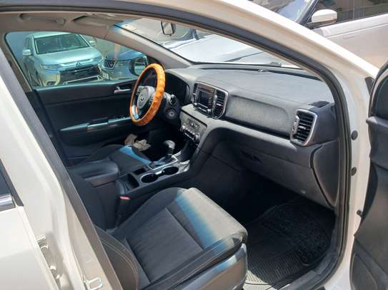 Kia sportage essence automatique image 4