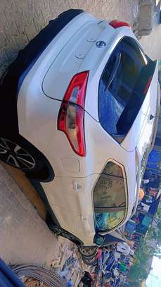 Nissan Qashqai image 3