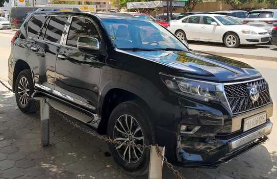Toyota Prado T.S.L image 10