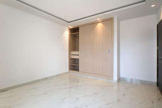 Appartement de standing aux Almadies à louer image 8