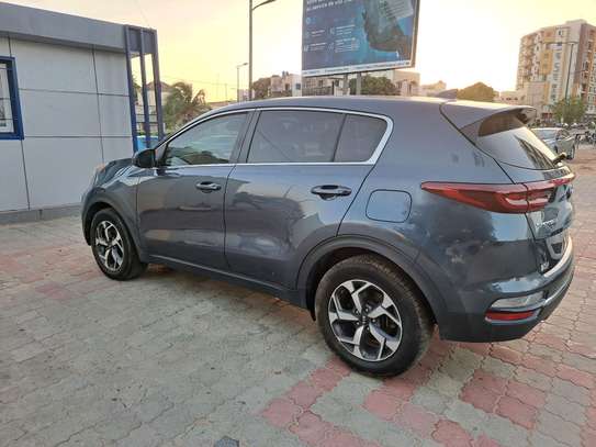Kia Sportage SUV gris image 13