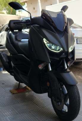 A vendre Yamaha Xmax 125cm3 image 6
