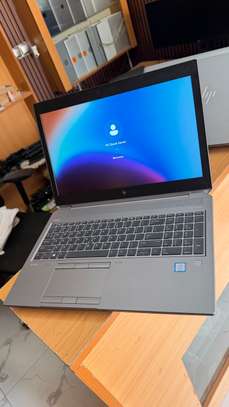 HP Zbook 15 - Nvidia 4Go - Ram 32Go - Core i7 8th image 4