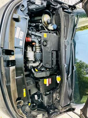 Peugeot 2008 2017 image 4