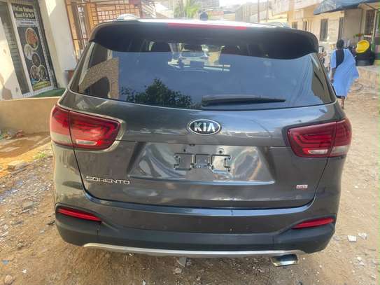 Kia Sorento 2019 image 3