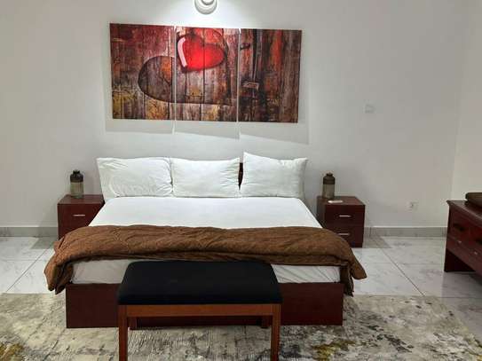 Appartement meublé de type F4 au Point-E image 9