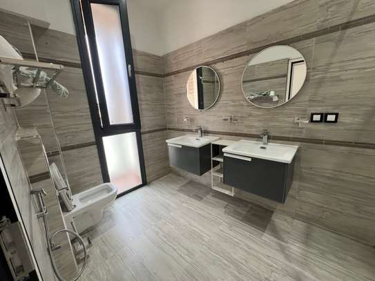 Appartement meublé à louer almadies image 8