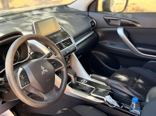 Mitsubishi Eclipse Cross SUV Compact image 4