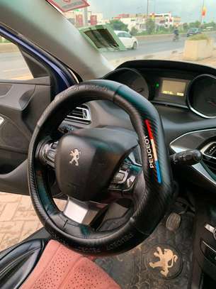 Peugeot 308 année 2016 image 7