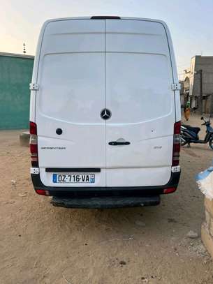 Mercedes-benz sprinter image 6