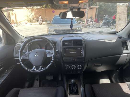 MITSUBISHI RVR (Consomme moins) image 4