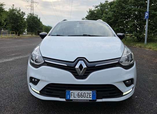 Renault Clio Berline Blanche Toit Ouvrant Jantes Alliage image 8