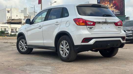 Mitsubishi rvr 2019 image 2
