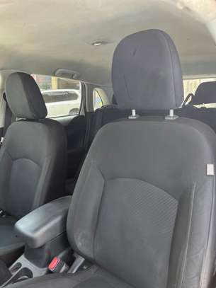 Mitsubishi OUTLANDER image 7