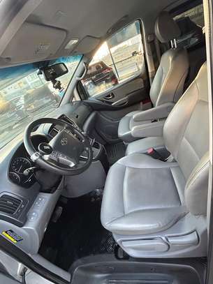 Hyundai Grand Starex 2017-2018 image 5
