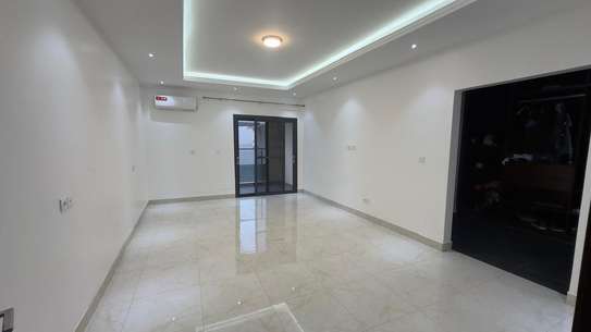 Appartement à louer (250m2) aux Almadies (école américaine) image 4