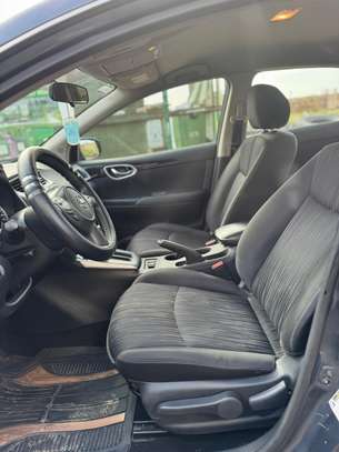 Location Nissan Sentra 2017 faible consommation image 9