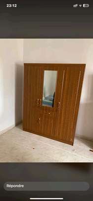 Armoire 3 portes image 2